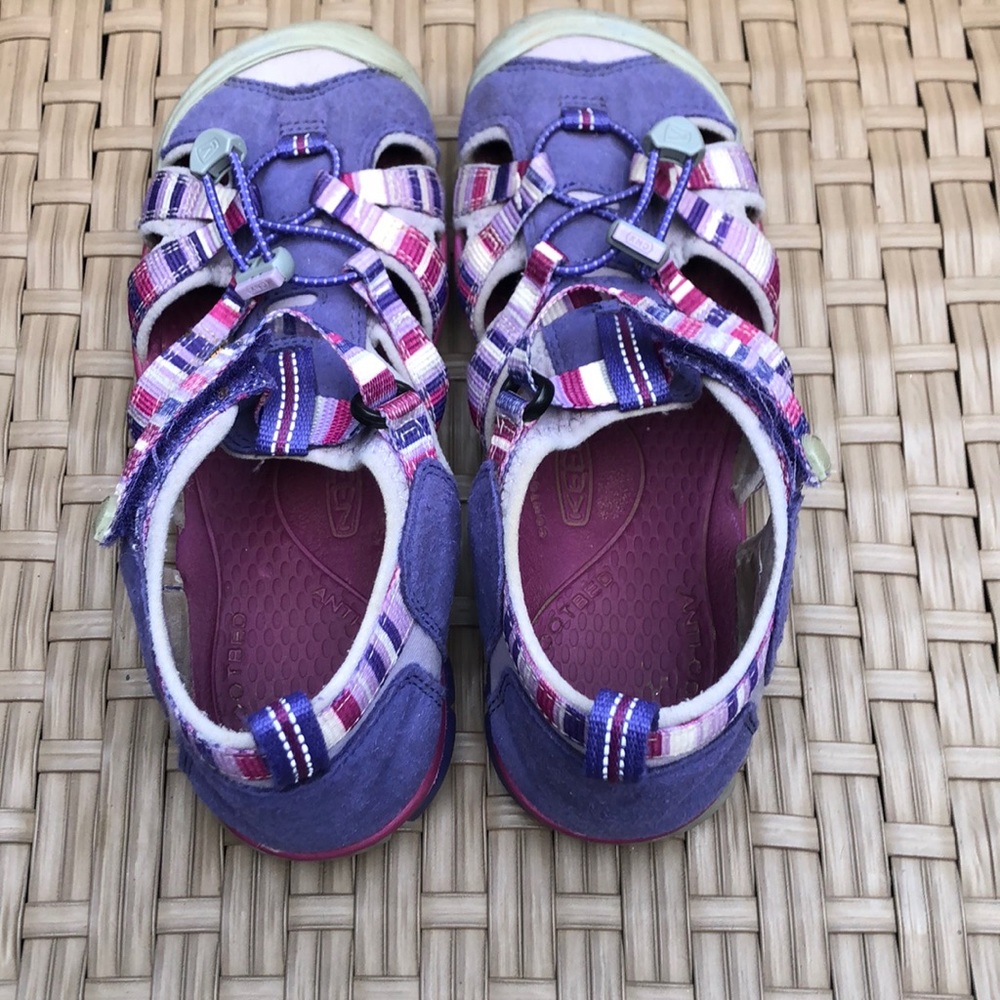 KEEN Seacamp Water Shoe Sz4